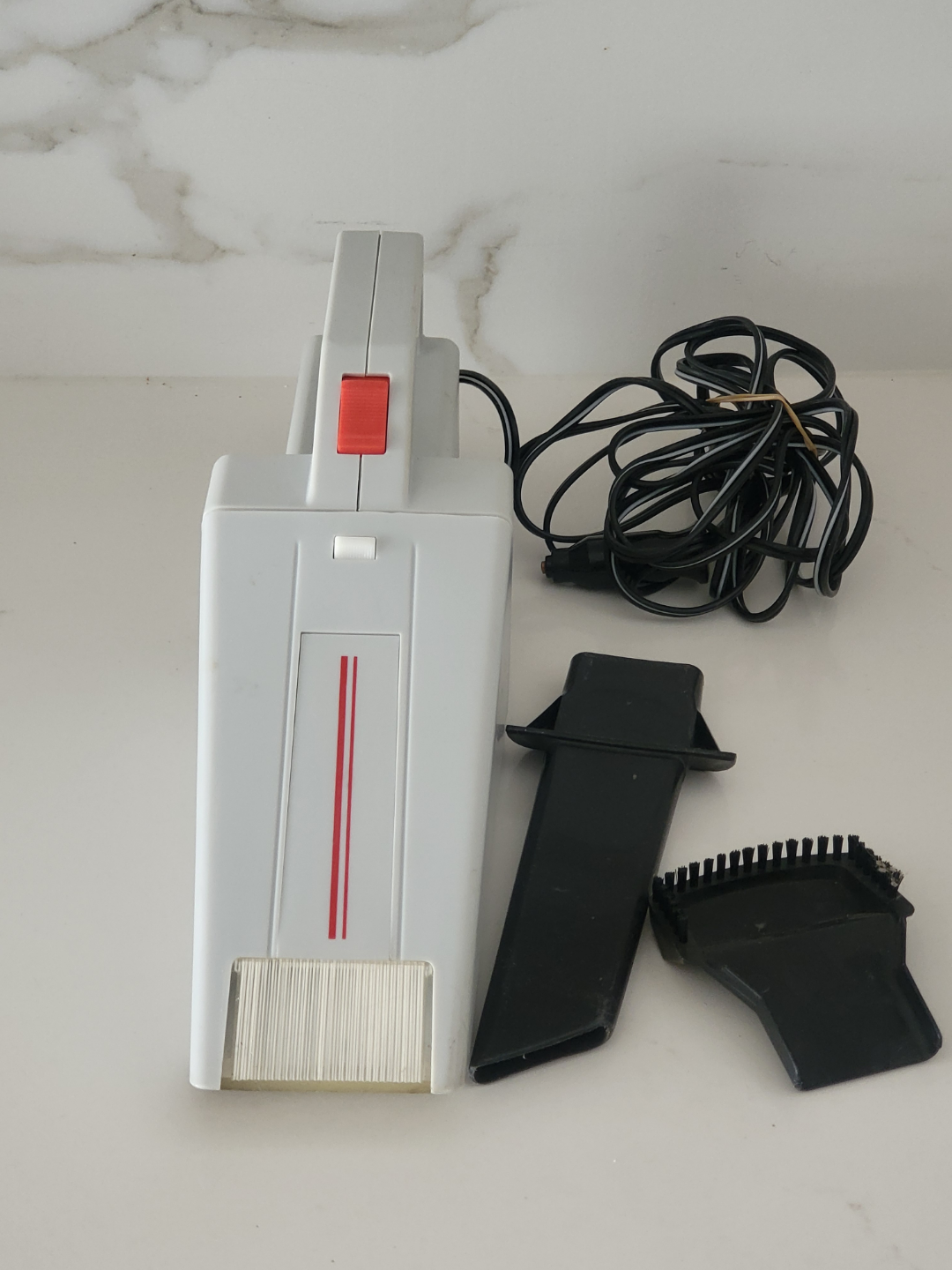 Vintage Auto Vacuum Cleaner with Built-in Light - photo 5