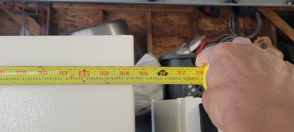 White Top Freezer Refrigerator - photo 4