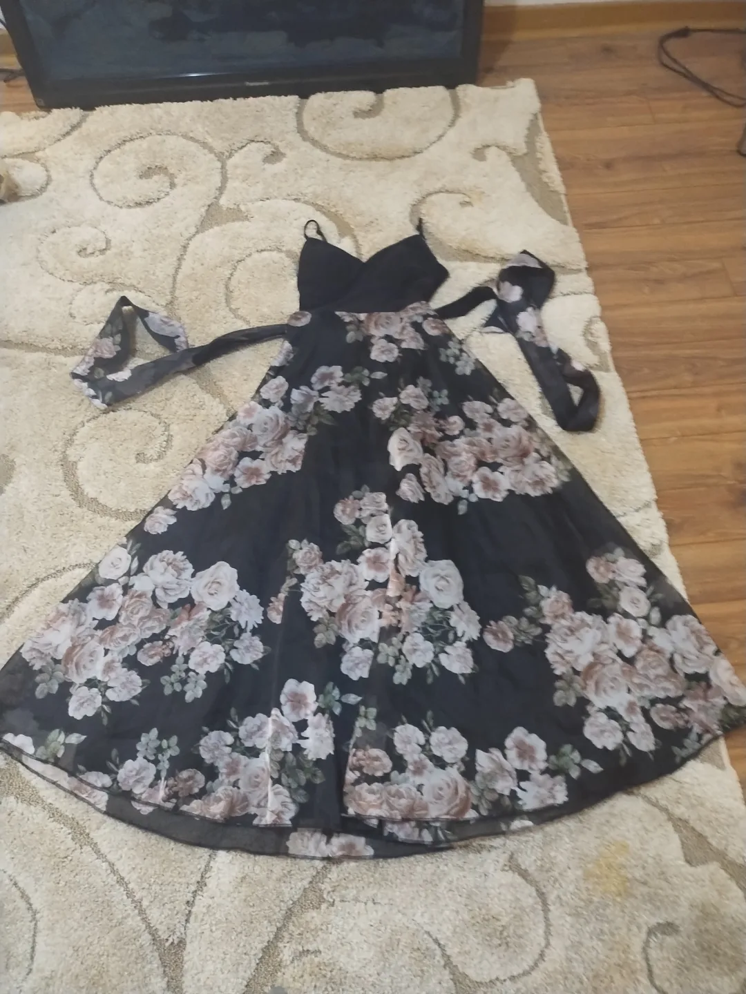 Eliza J,  Black and Floral Maxi Dress Size 8 image indicator(9)