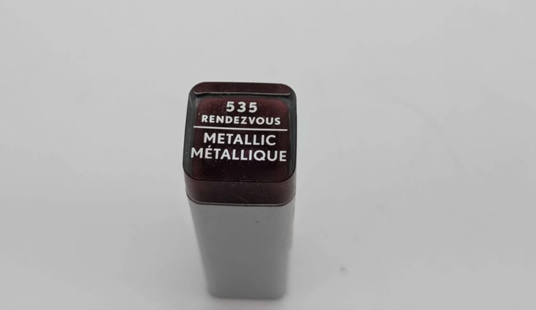 COVERGIRL Rendezvous Metallic Lipstick - 535 - photo 2
