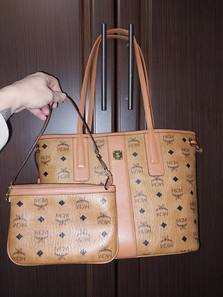 MCM Reversible Liz shopper tote 💚
