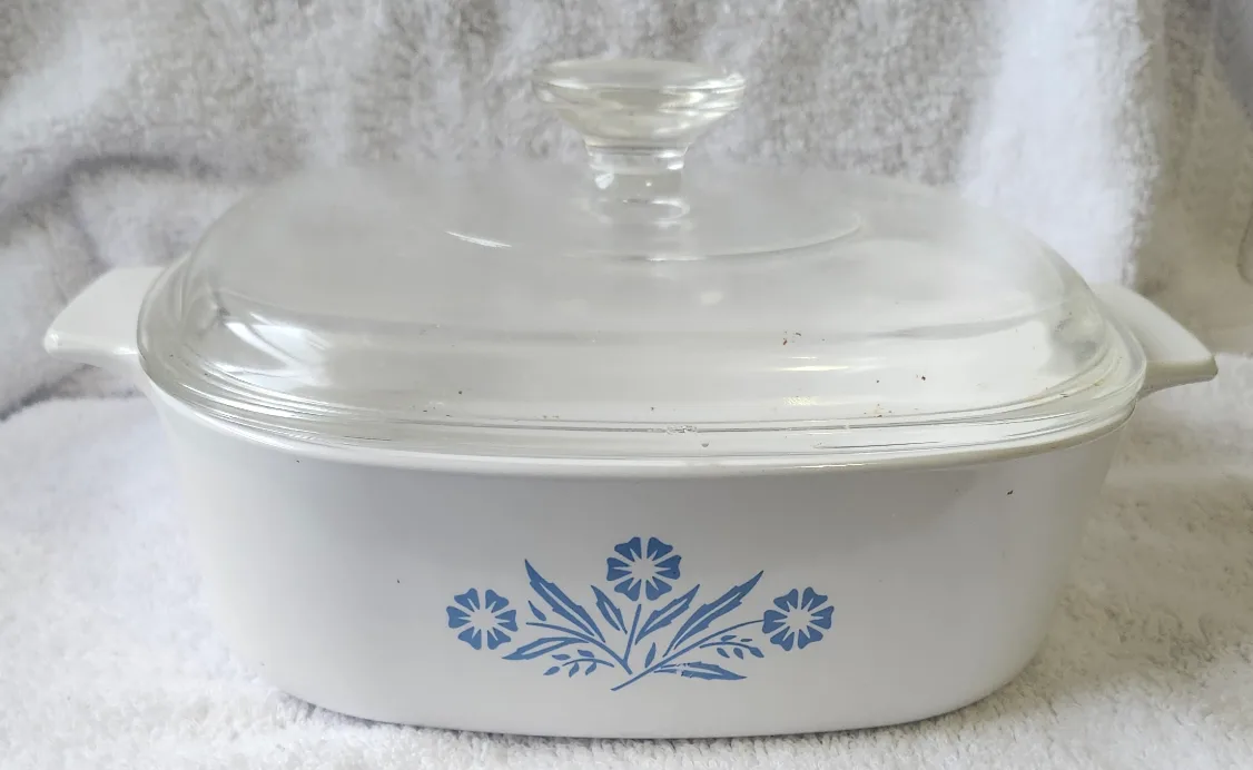 CorningWare A-2-B 2L Cornflower Blue Dish with Lid image indicator(3)