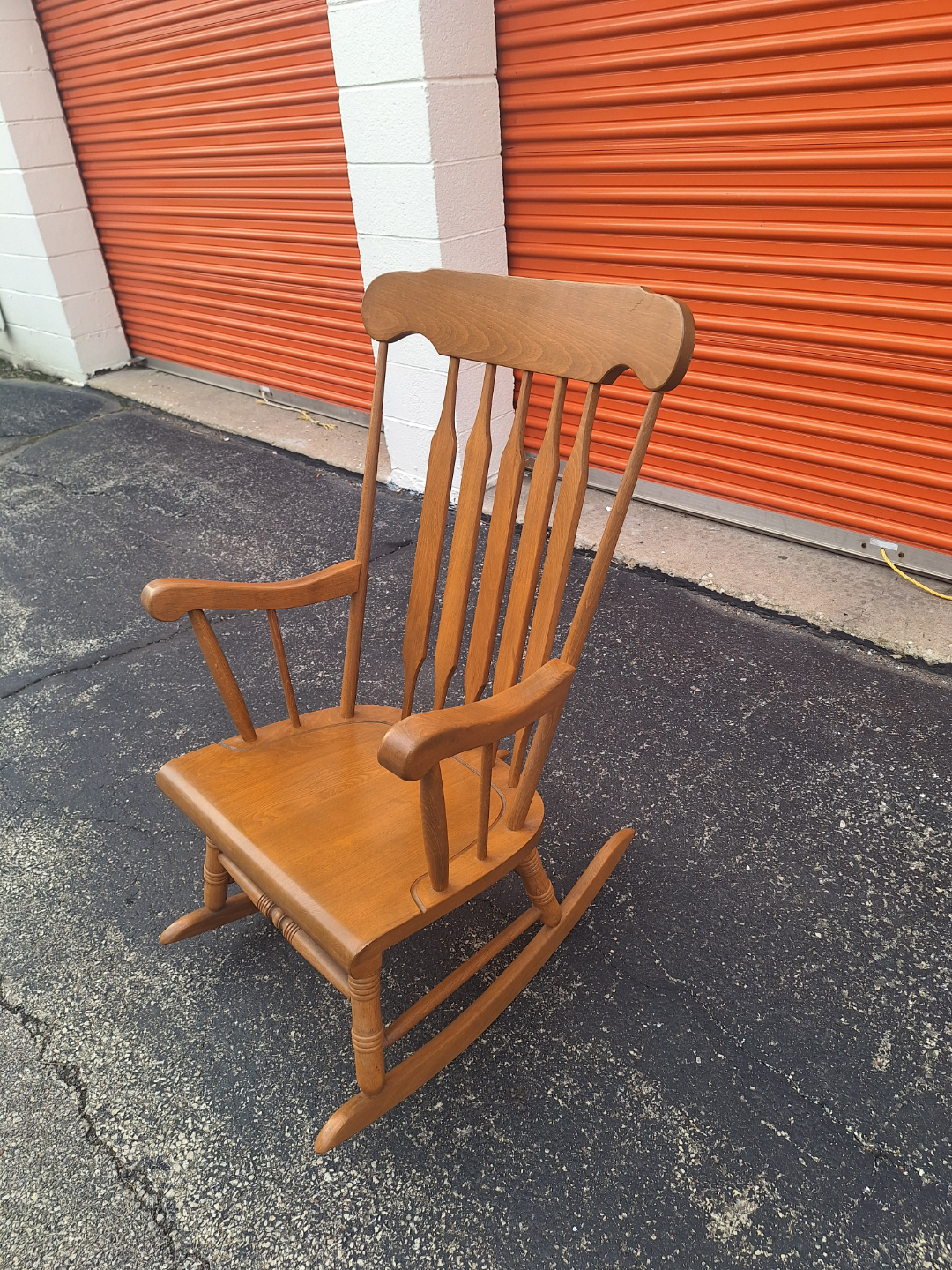 Classic Wooden Rocking Chair - photo 2