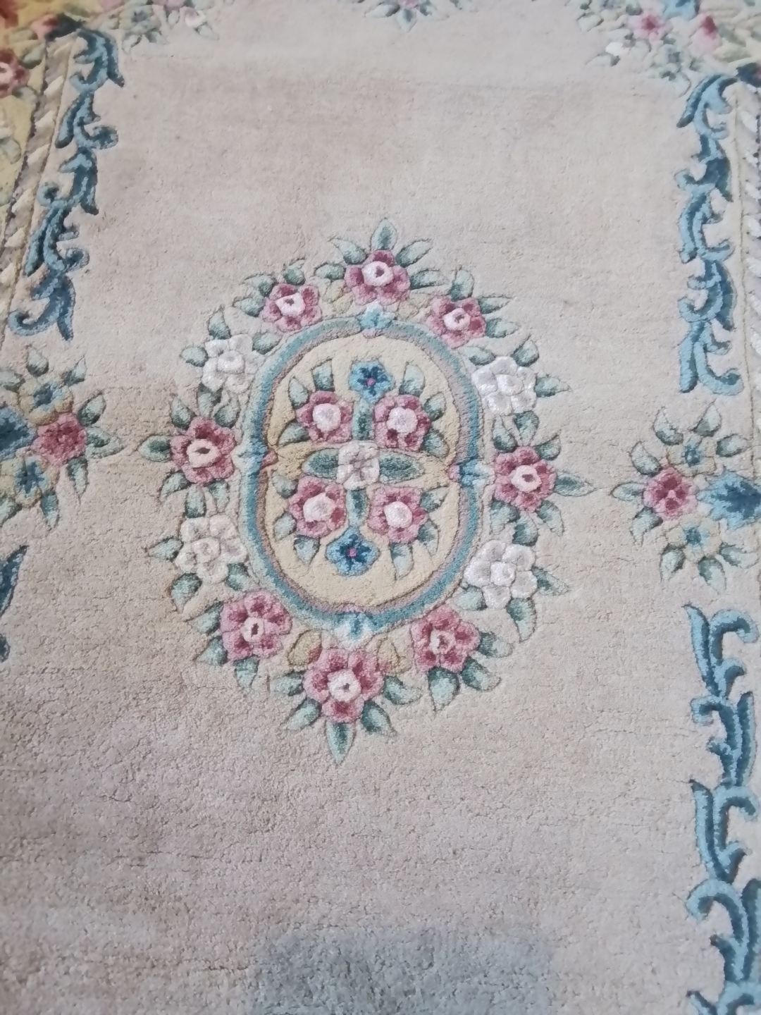 Savoineri Design Hand Duffted Wool Rug - photo 2