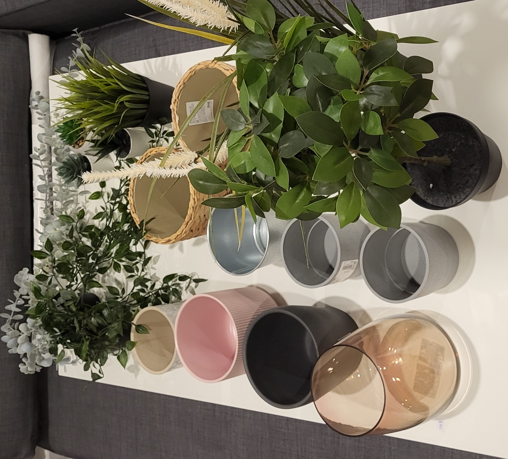9 pots with 10 artificial Potted Plants - photo 3