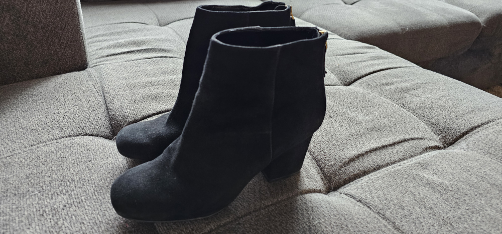 Women's Black Suede Ankle Boots - Size 7 - photo 3