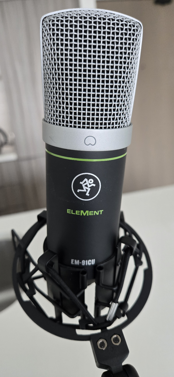 Mackie EM-91CU Condenser USB podcast Microphone - photo 2