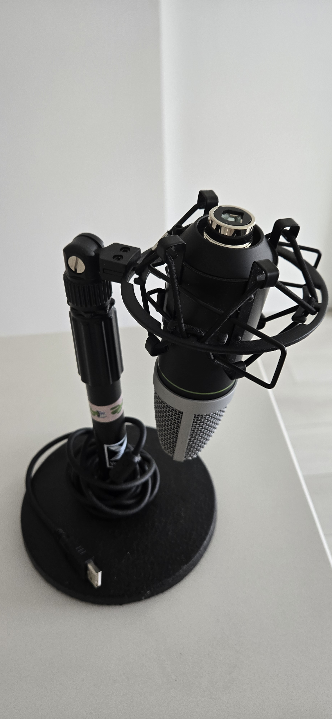 Mackie EM-91CU Condenser USB podcast Microphone - photo 4