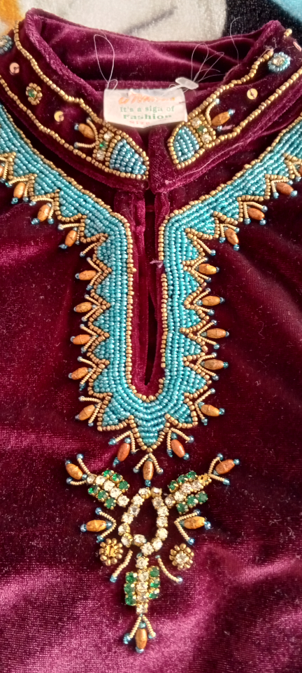 Girls' Maroon Velvet Kurta Set, Size 24, Beaded Detail - photo 2