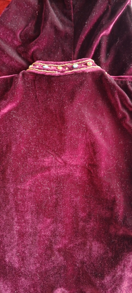 Girls' Maroon Velvet Kurta Set, Size 24, Beaded Detail - photo 4