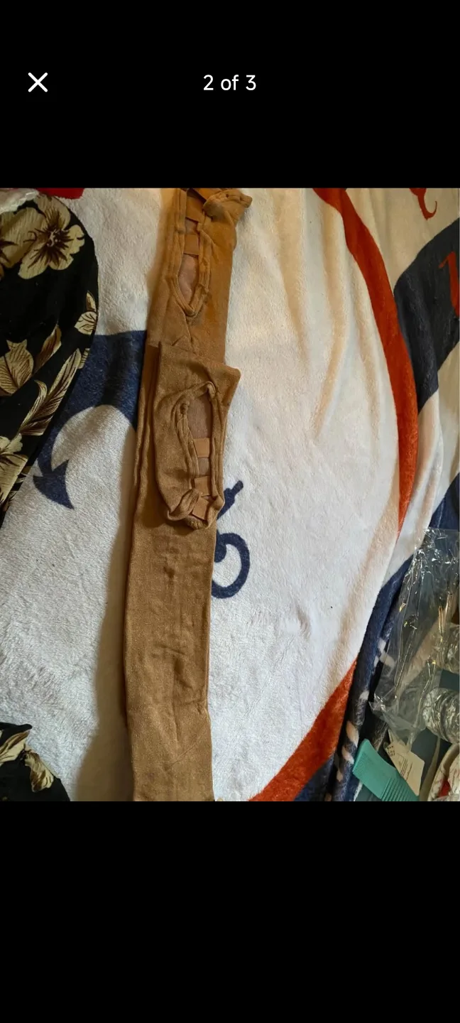 Jerry's Ice Skating Tights image indicator(2)