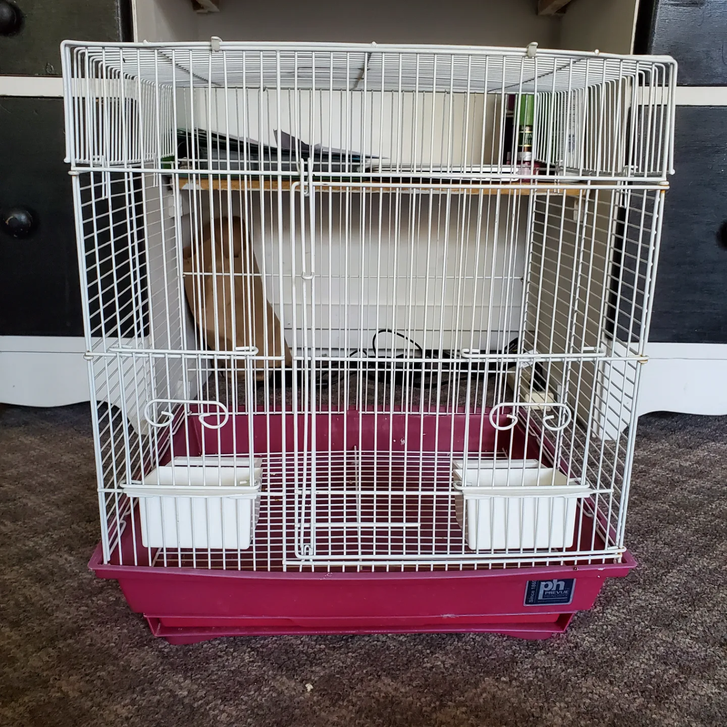 Prevue Hendryx Bird Cage thumbnail