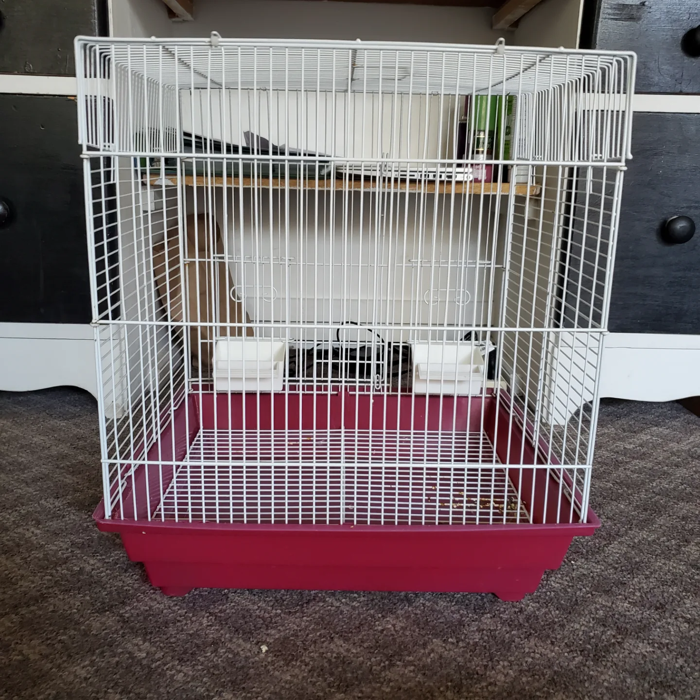 Prevue Hendryx Bird Cage image indicator(3)