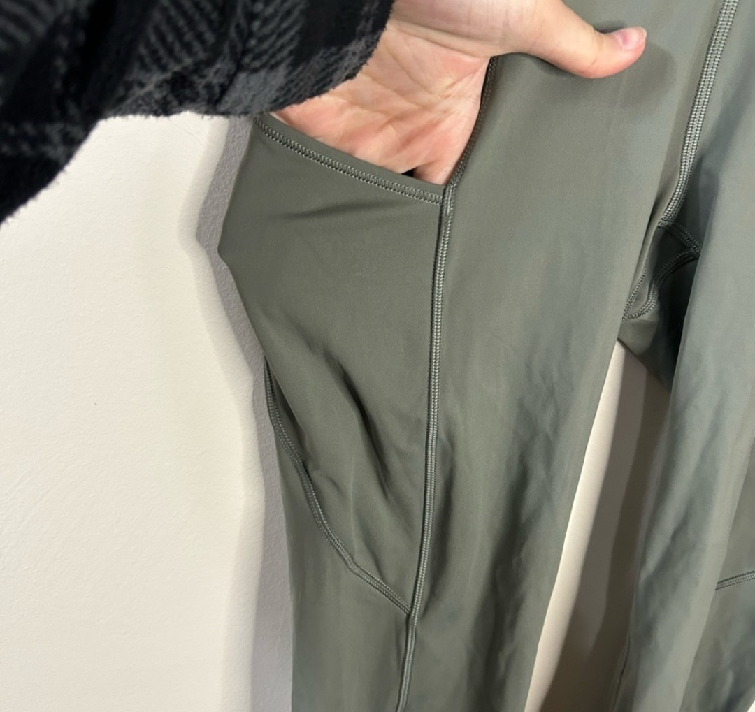 Lululemon Fast & Free Crop II ✨️Sage Green - photo 4