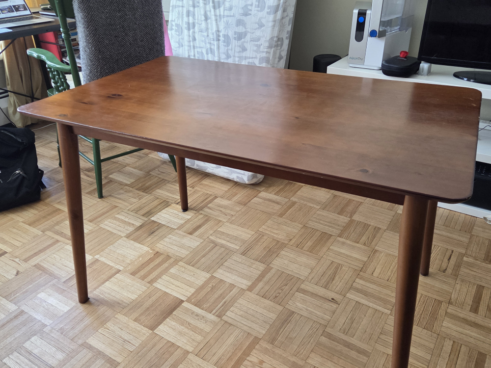 Zinus Mid-Century Modern Dining Table