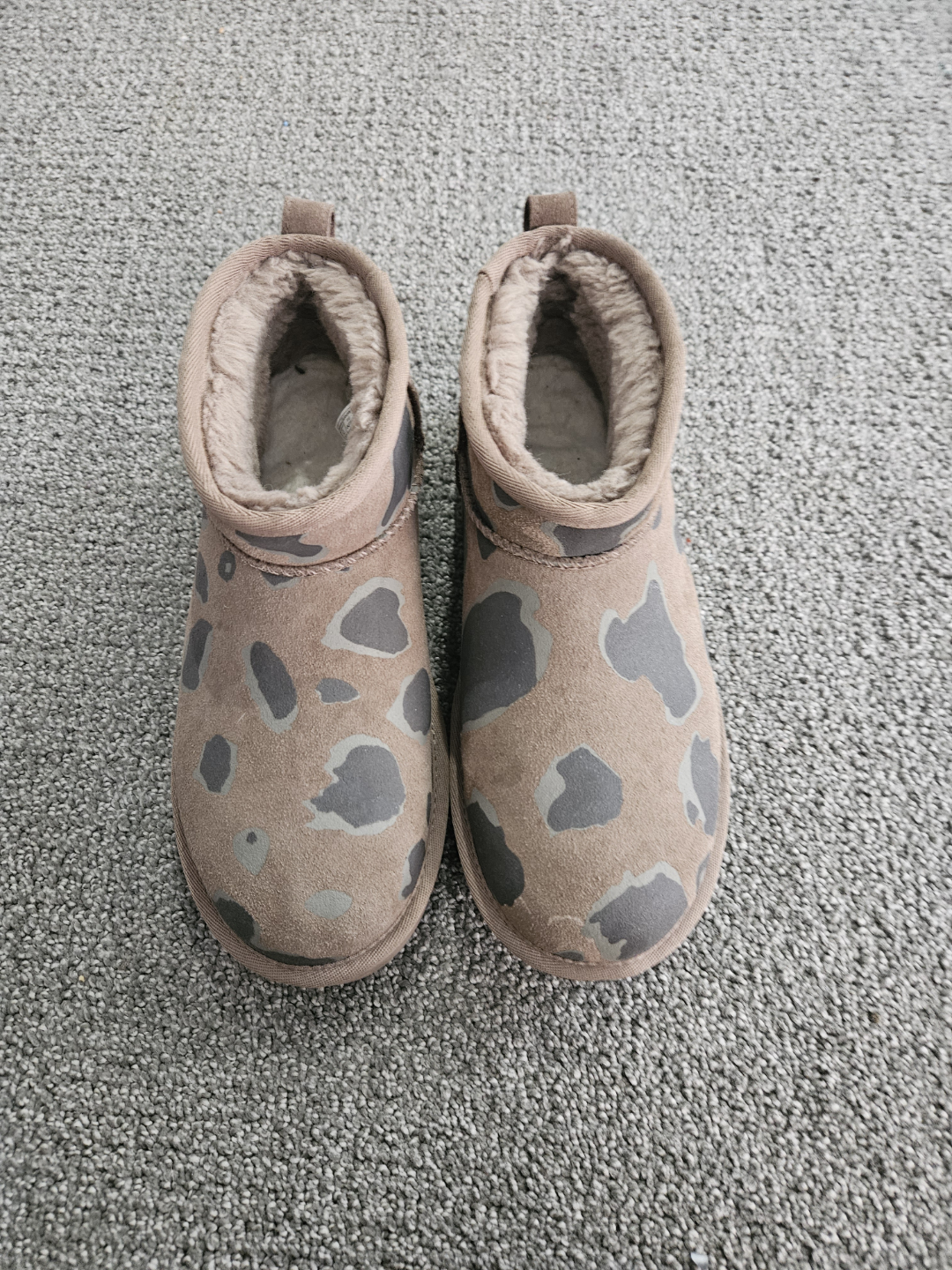UGG Classic Mini Boots - Leopard Print