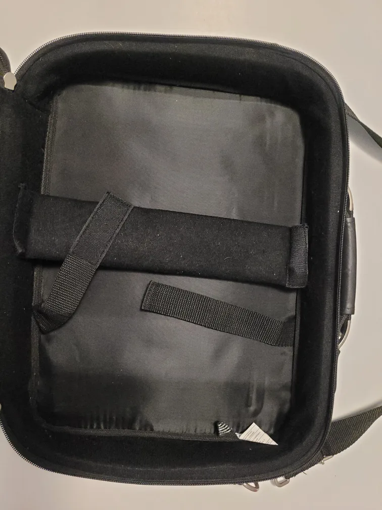 💚Black Laptop Case/Messenger Bag with Shoulder Strap image indicator(5)