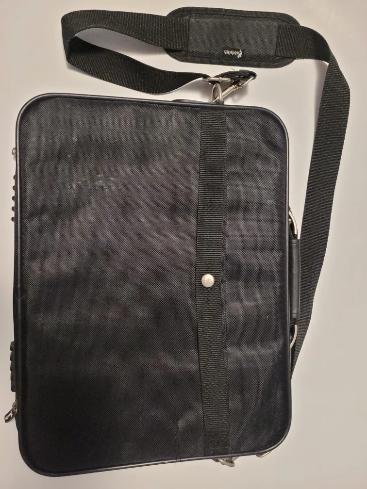 💚Black Laptop Case/Messenger Bag with Shoulder Strap image indicator(2)