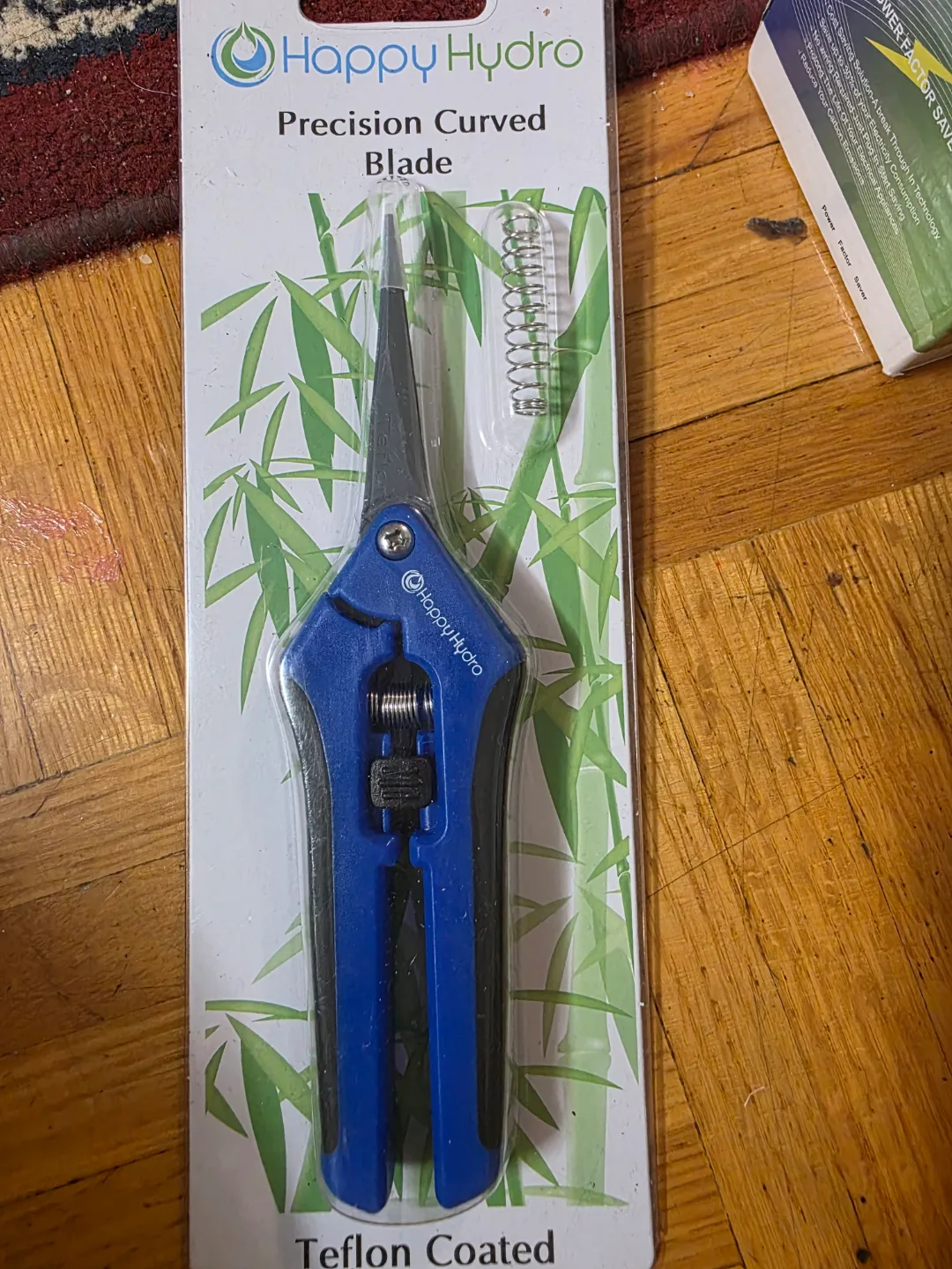 Happy Hydro Precision Curved Blade Pruner image indicator(2)