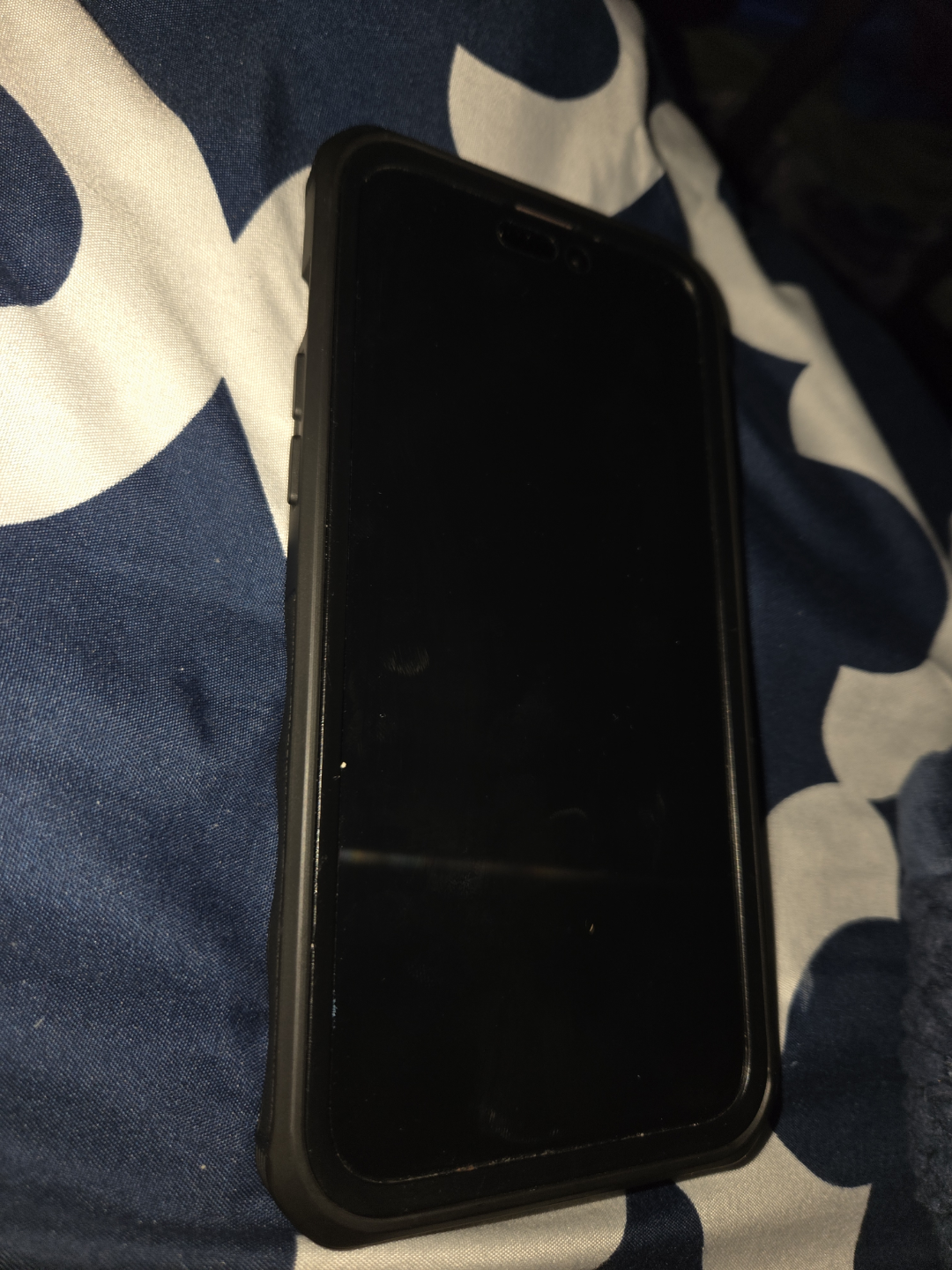 iPhone 15 plus with Case & Pop Socket