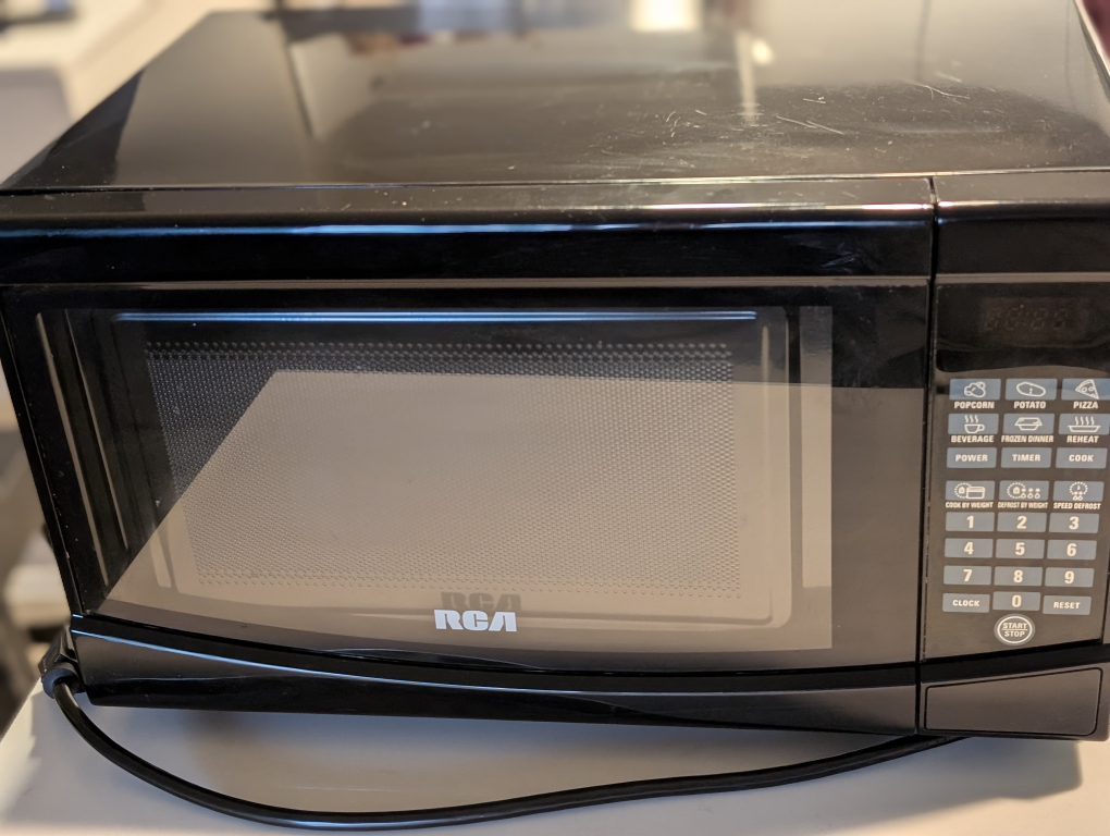 RCA Microwave - Pre-owned - photo 2