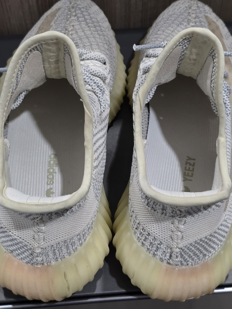 Adidas Yeezy Boost 350 V2 Lundmark Reflective Sneakers - 10M💚 - photo 5