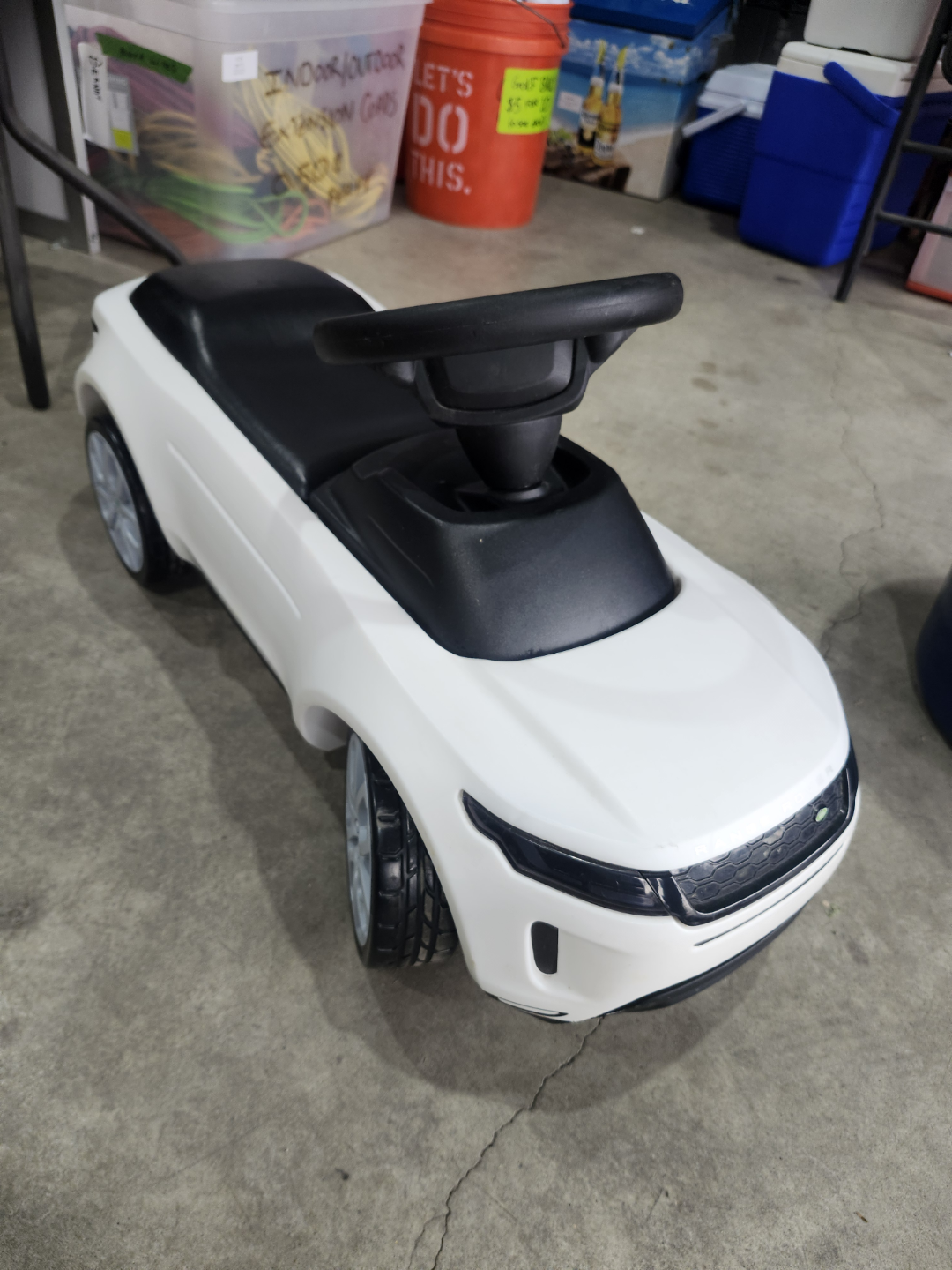 Range Rover Ride-on Toy Car - photo 3