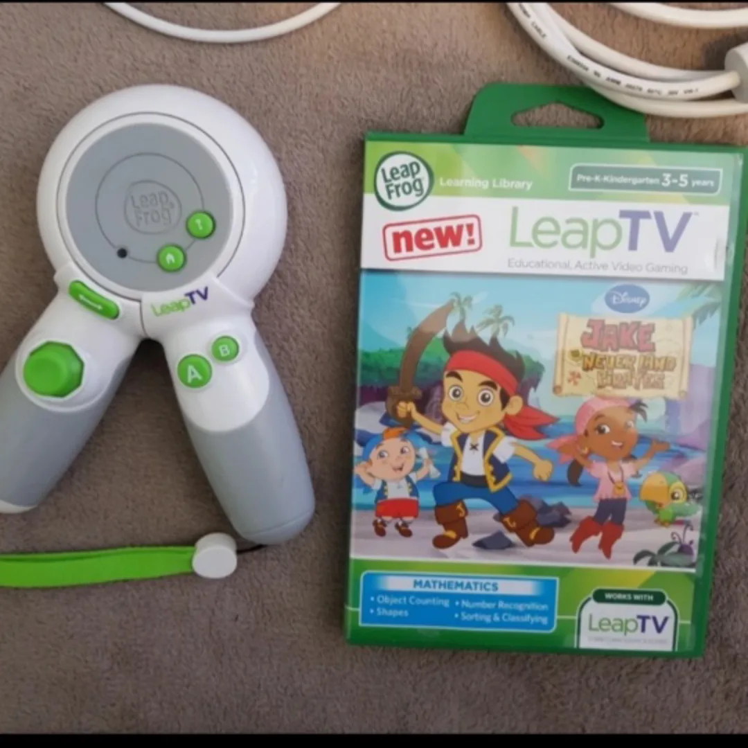 Leap Frog Leap TV Learning Gaming System + games image indicator(3)
