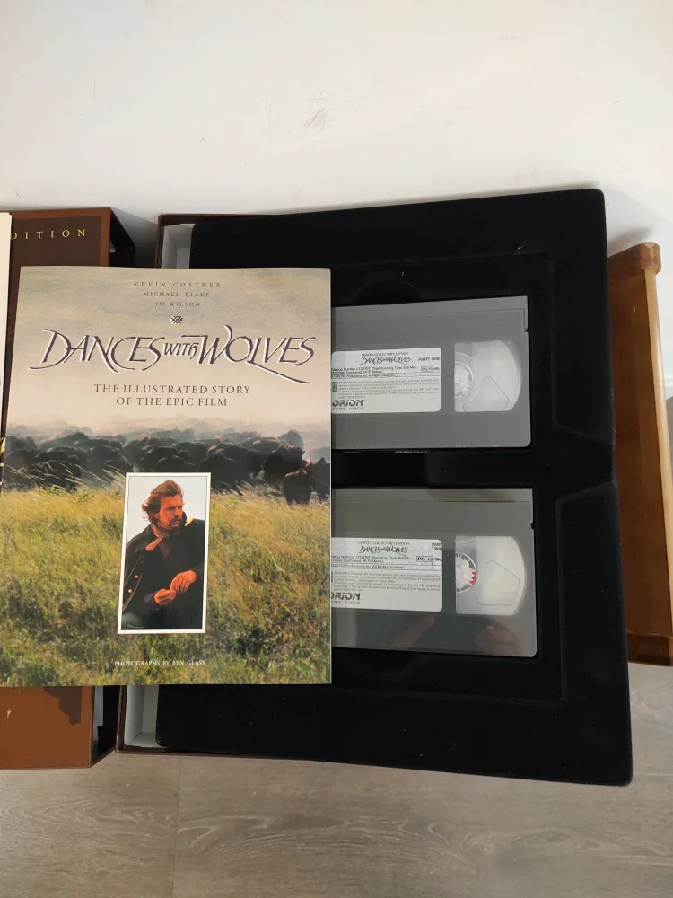 Limited Collector's Edition Dances With Wolves VHS image indicator(4)