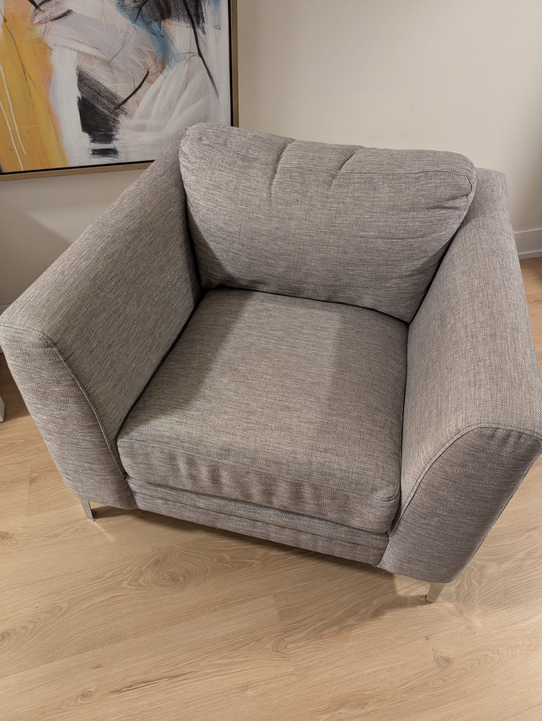 Beautiful Armchair - photo 4