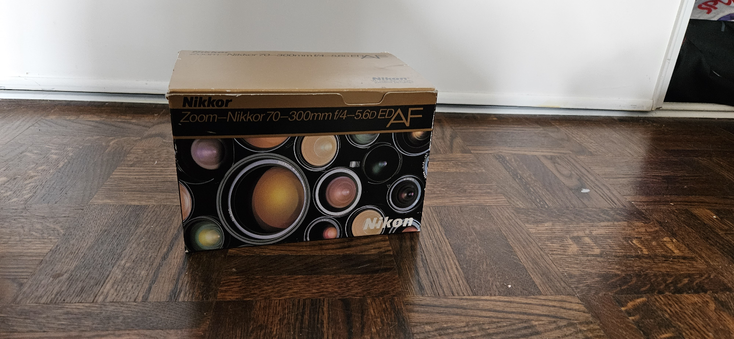 Nikon AF Nikkor 70-300mm f/4-5.6 ED Zoom Lens