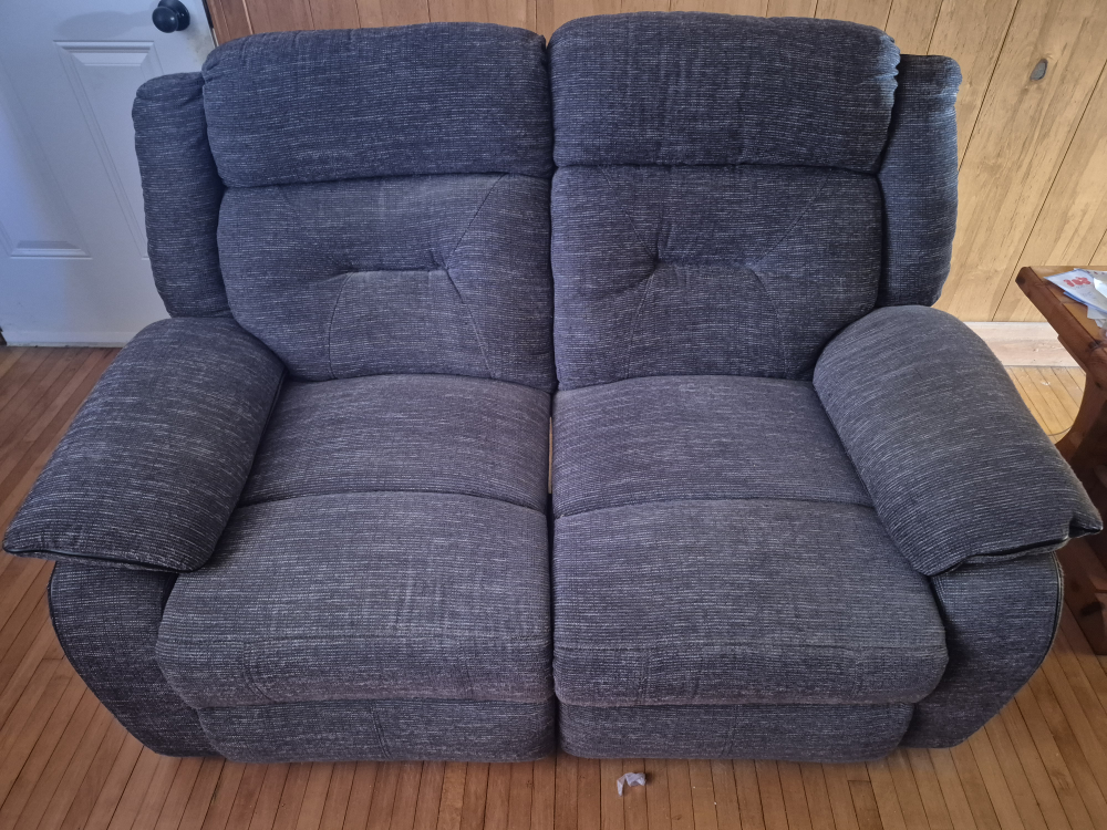 Reclining Loveseat