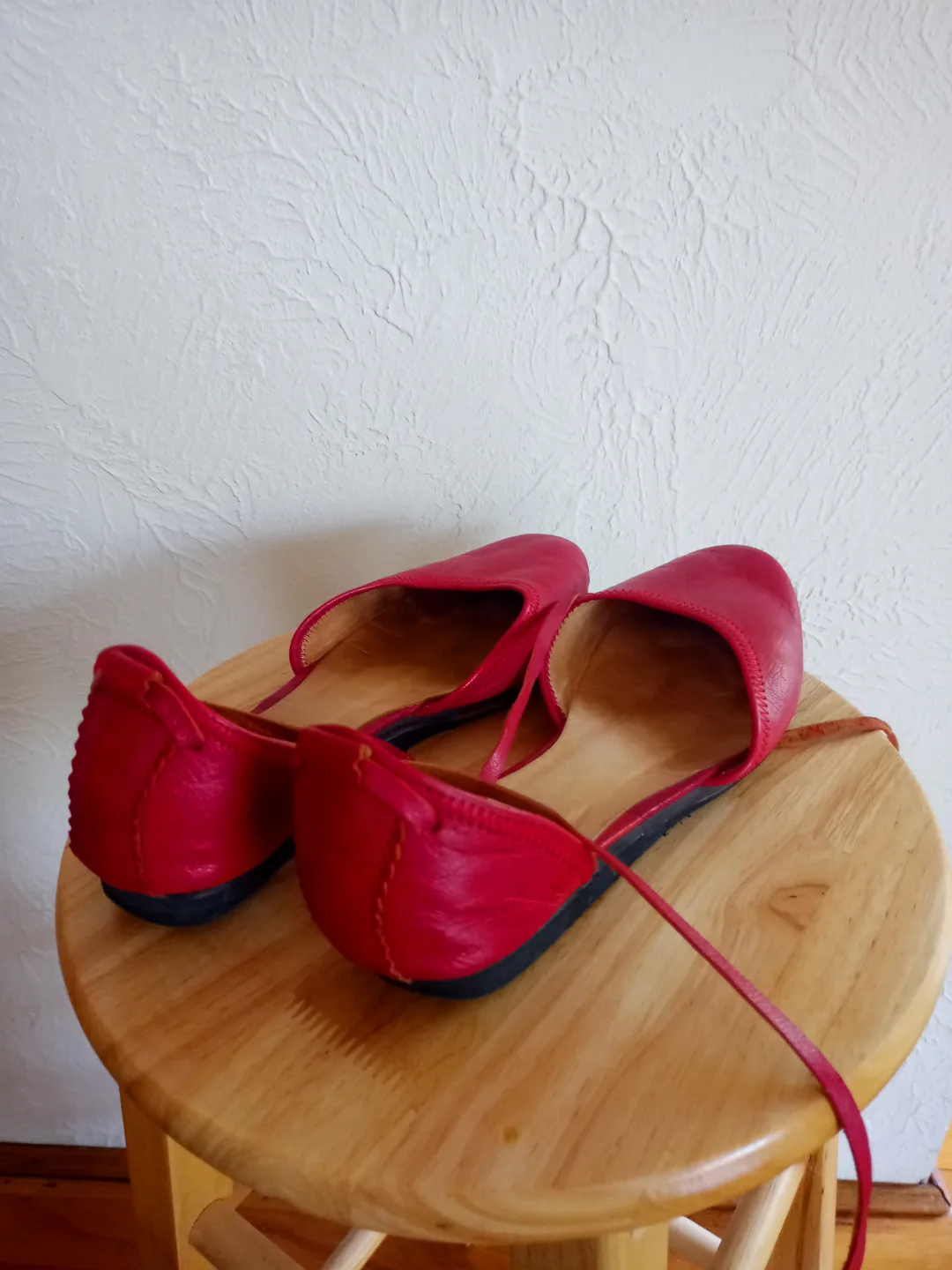 Red Leather Tie-Up Flats image indicator(2)