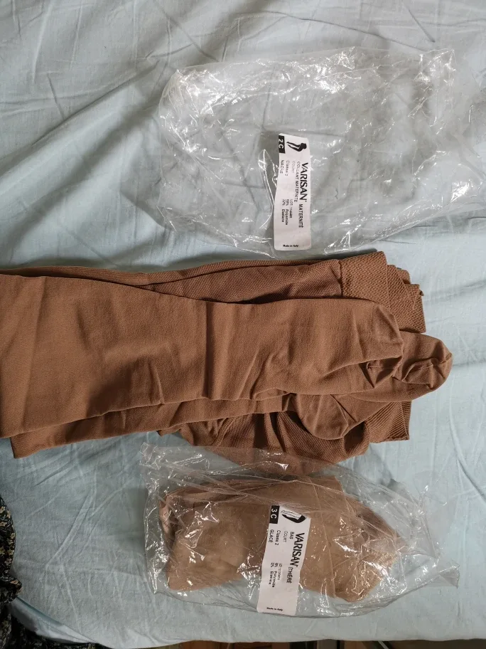 brand new Varisan Thigh High Compression Stockings - Size 2 image indicator(2)