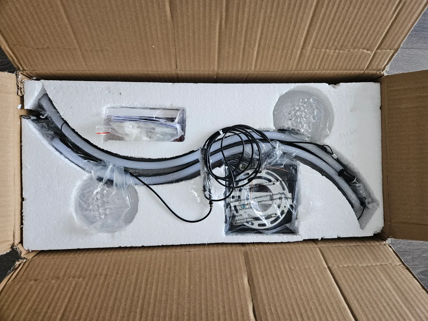 ORANOOR Modern LED Globe Pendant Light Fixture image indicator(6)