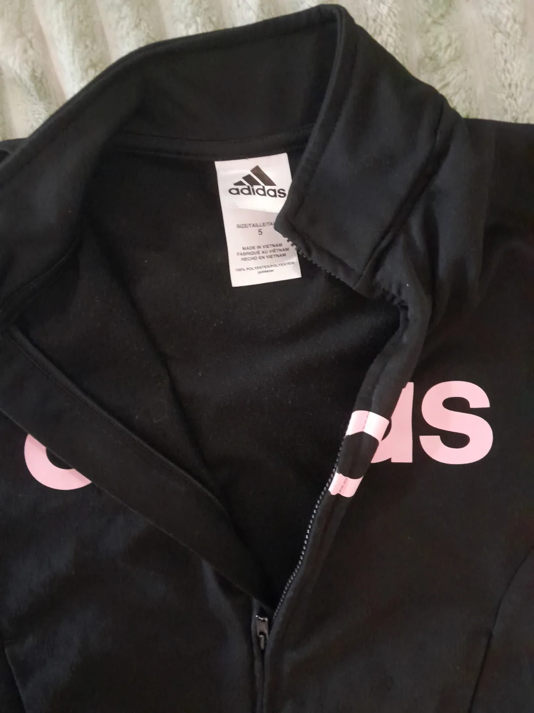 Adidas Match Clothes image indicator(2)