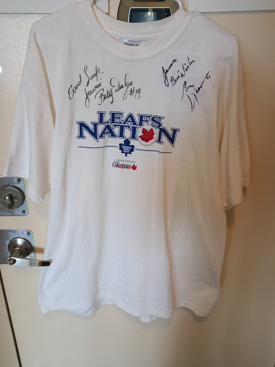 Autographed Toronto Maple Leafs T-Shirt - photo 4