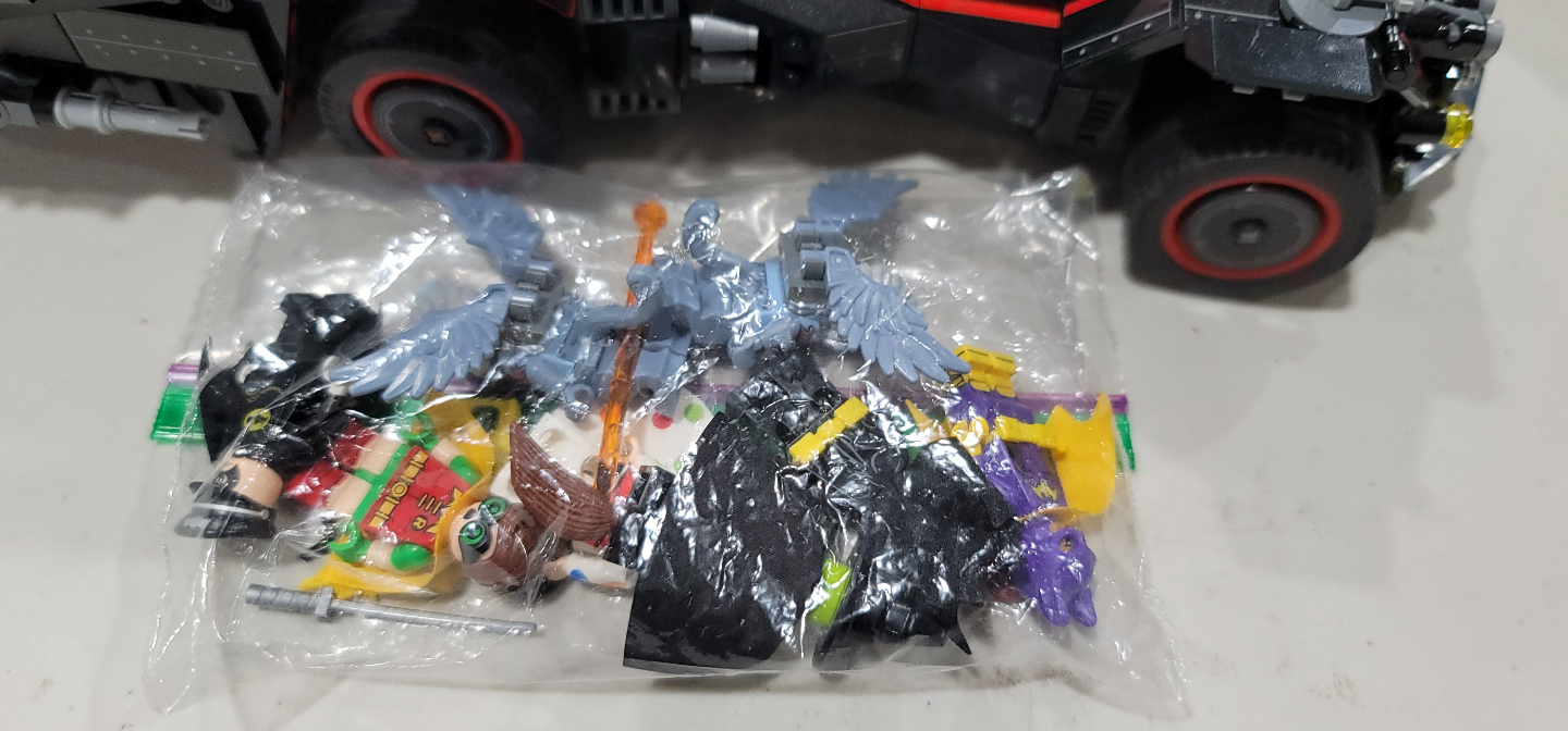 LEGO Batman Movie Batmobile 70917 - complete - photo 2