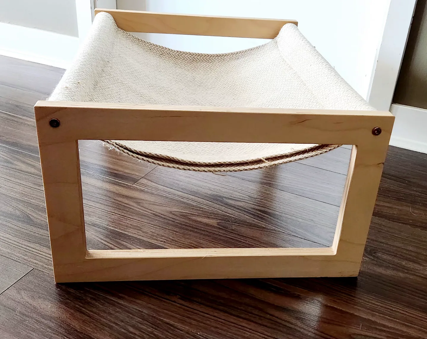 Elevated Pet Bed image indicator(3)