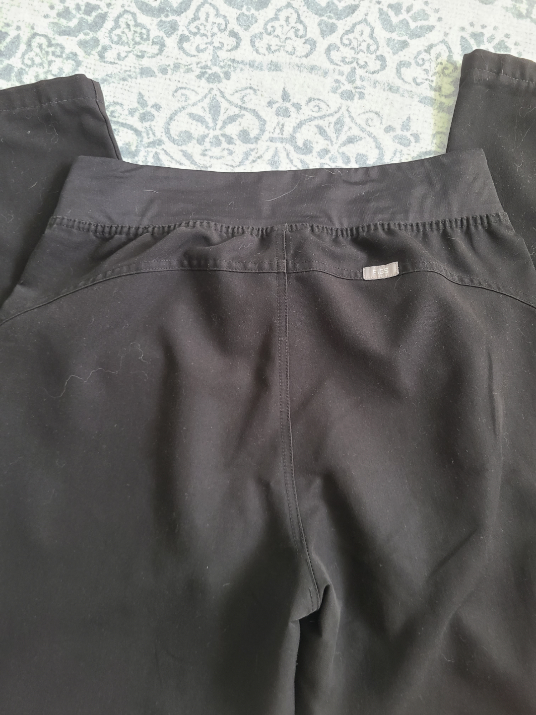 FIGS Technical Collection Scrubs - Size Medium - photo 3