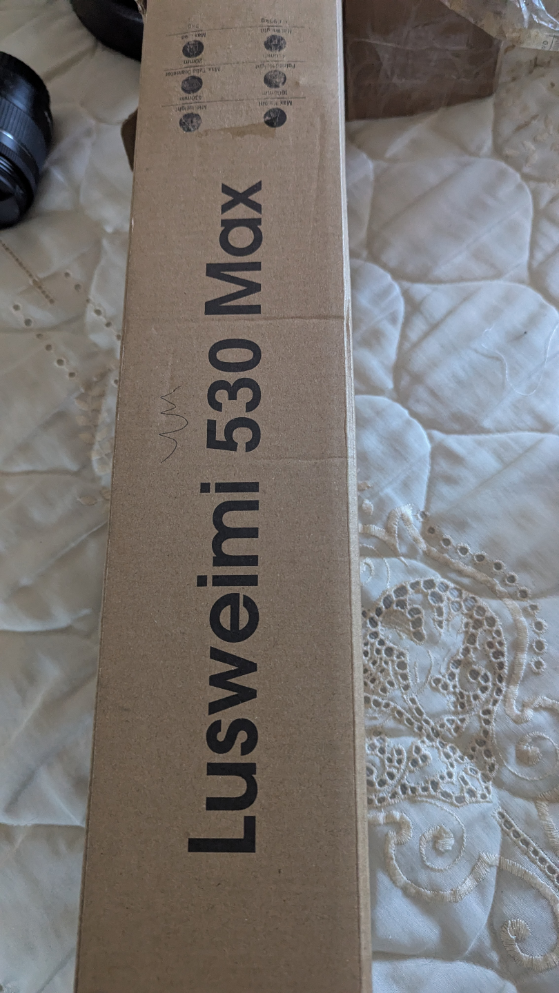Lusweimi 530 Max 72-inch Lightweight Tripod - photo 3