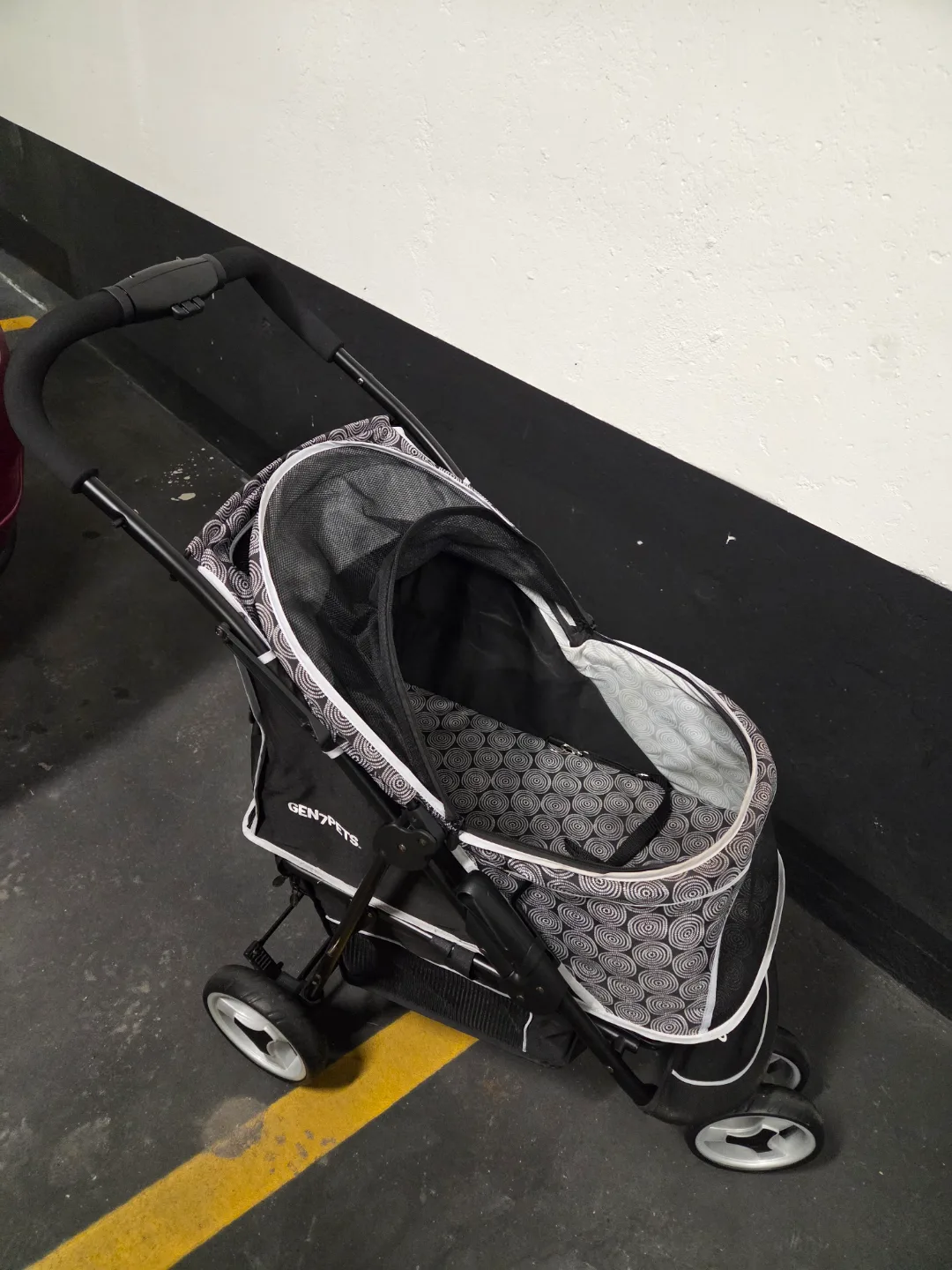 Gen7Pets Pet Stroller image indicator(4)