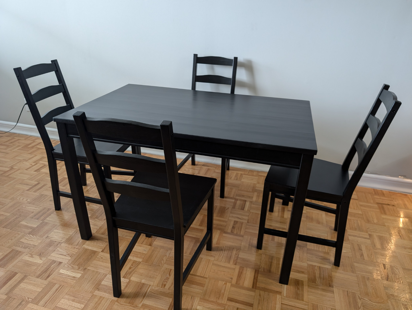 Black dining table and four chairs set - photo 2