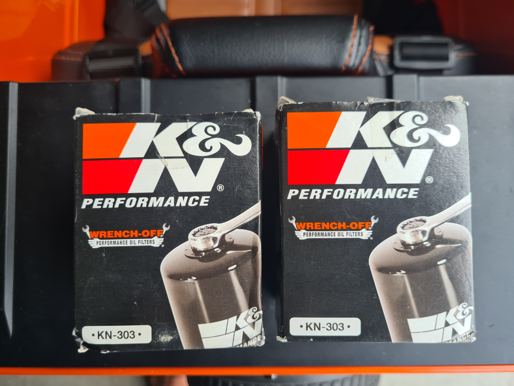 K&N KN-303 Performance Oil Filter - New in Box (2 Pack)