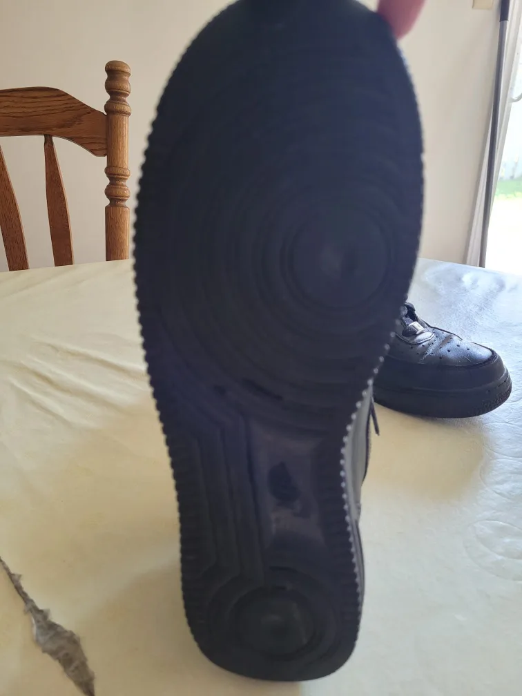 Nike Air Force 1 Mid Black Leather Shoes image indicator(3)