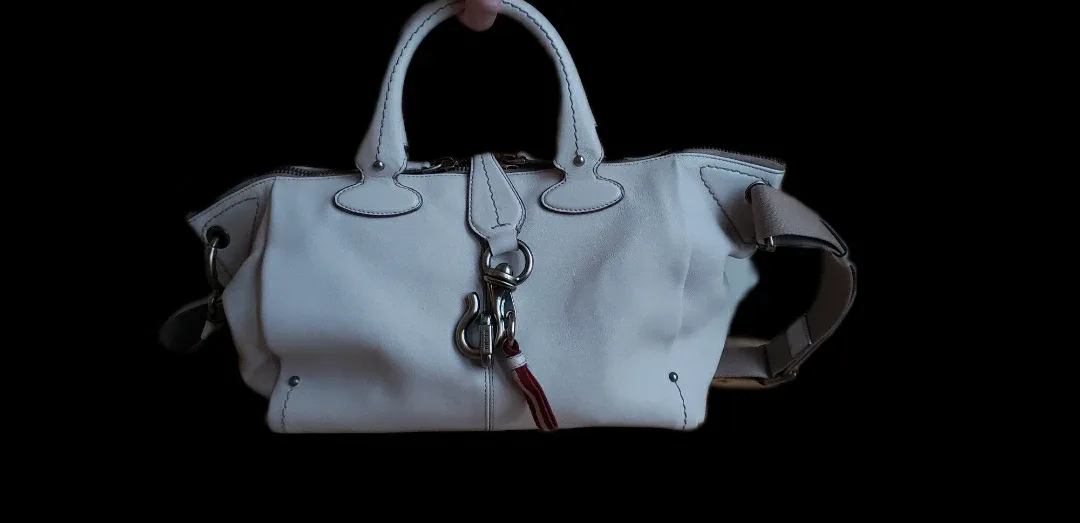 Vintage Bally Cream Leather 2-Way Bag image indicator(3)