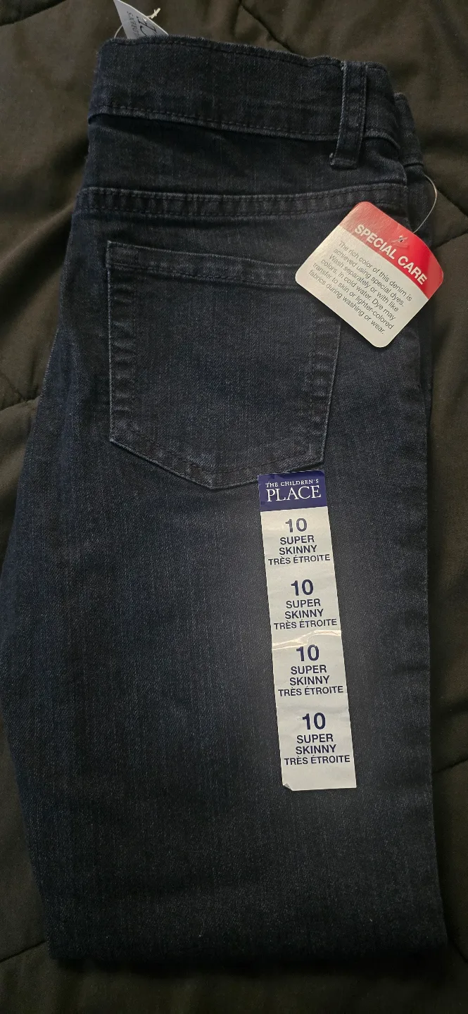 NEW! Girls Super Skinny Children's Place Jeans - Size 10 image indicator(3)