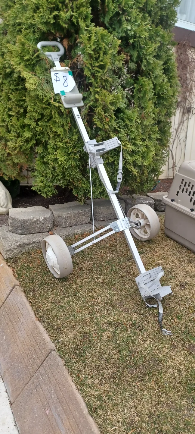 Lightweight Golf Push Cart thumbnail