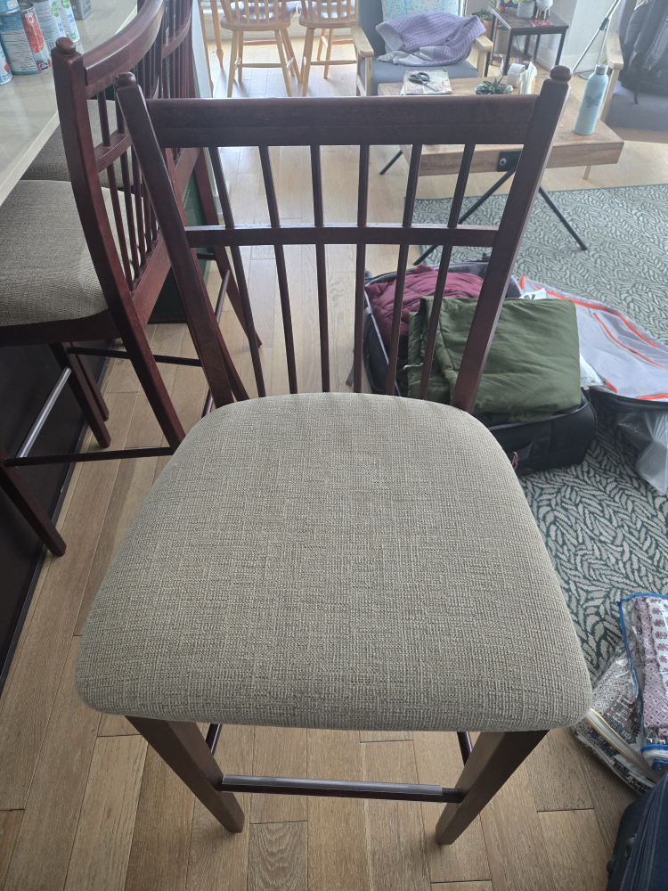 Set of 3 shermag classy Dark Wood Bar Stools with Beige Cushions - photo 3