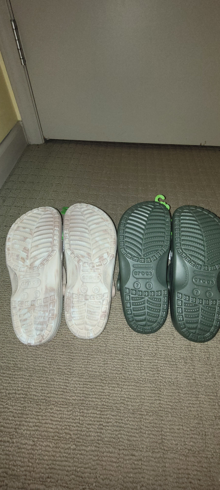 brand new crocs size men's 7 women's 9 - photo 2